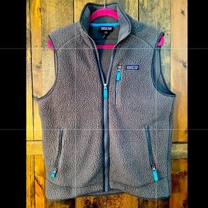 Men’s Patagonia grey vest - M